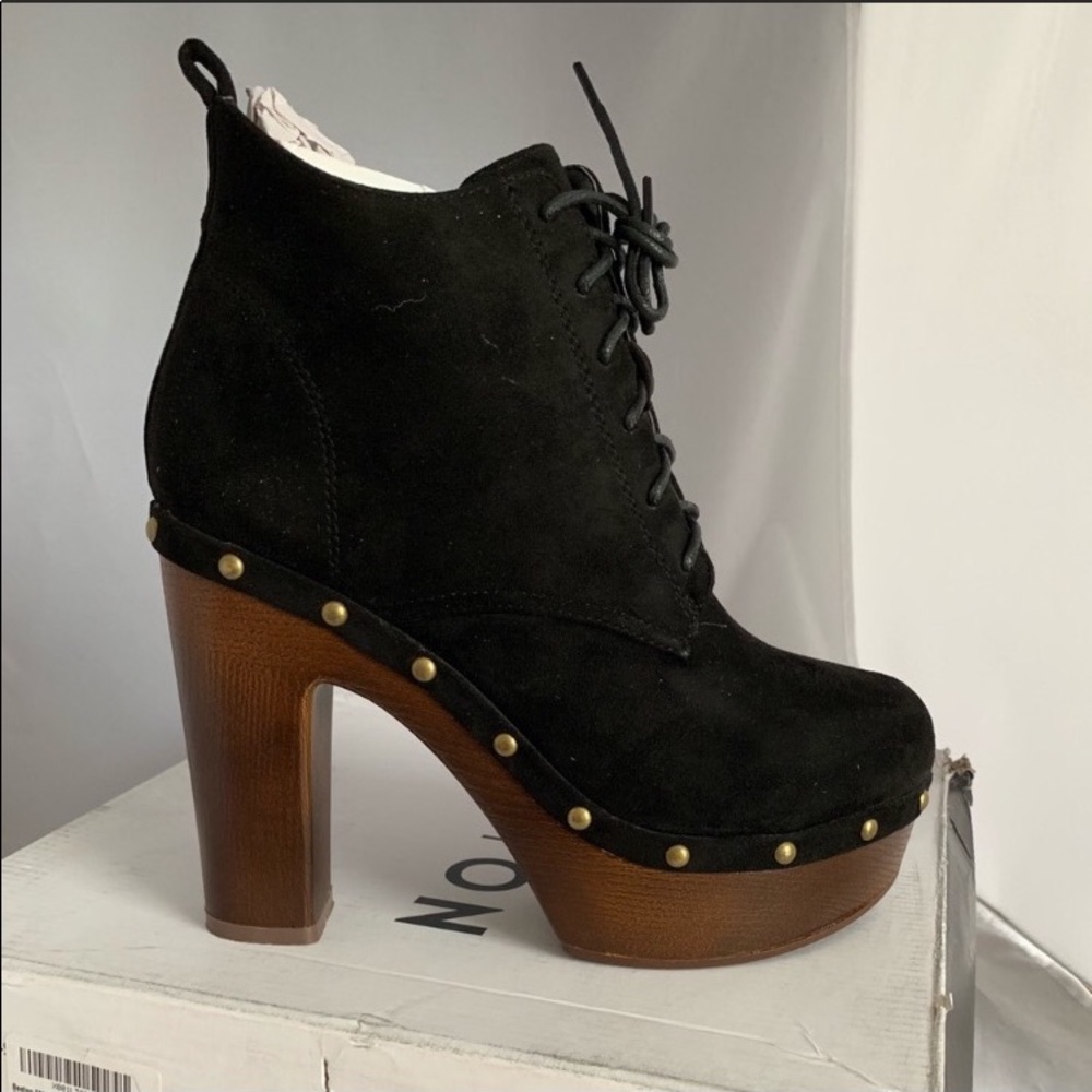 Beston NEW faux suede lace up boots